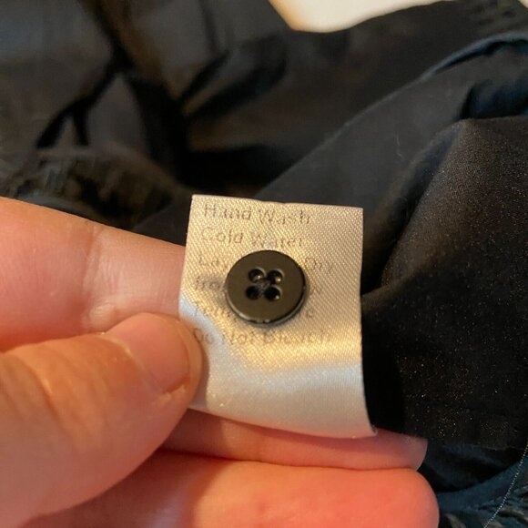 Misook Women 1X Tunic Blouse Minimalist Black 3/4 Sleeve Cutouts Button Up Top - Picture 6 of 10